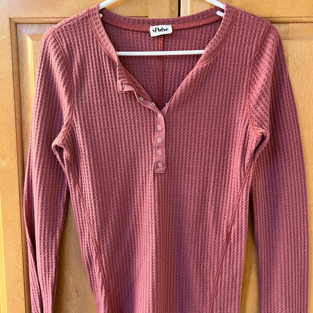 Pulse Boutique Henley shirt, never worn!
